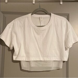 Alo Yoga - Made You Look Cropped Tee